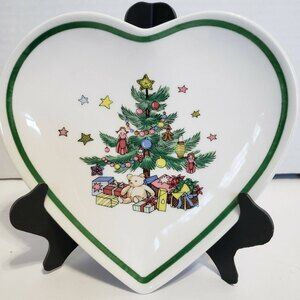 Nikko Christmas Heart Shaped Candy Dish Ceramic Tableware 6.5 inches